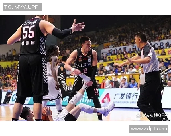 灵活战术与团队协作深圳篮球队对阵南京篮球队的赛后分析与反思 灵活战术与团队协作深圳篮球队对阵南京篮球队的赛后分析与反思