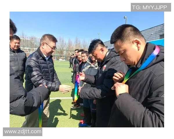 南京足球队在钻石联赛中的默契配合与战术执行分析